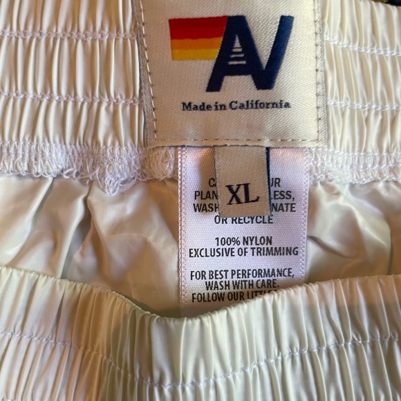 AV Ultra Light Jogger Shorts - Picture 4 of 4